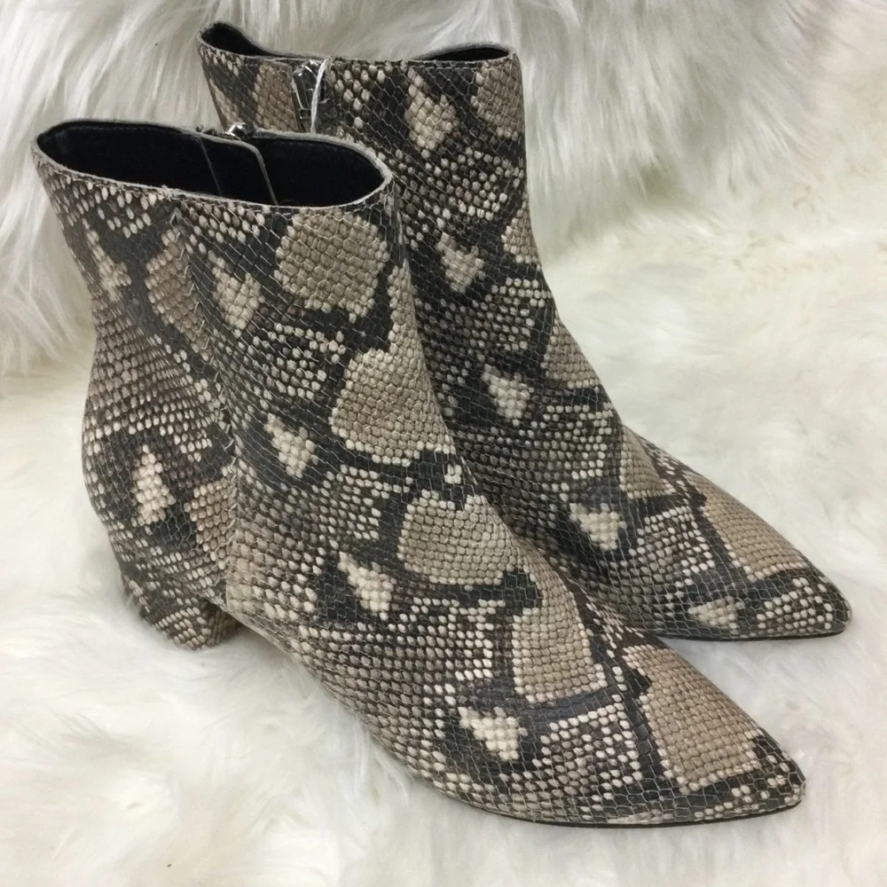 Dolce Vita Bell Ankle Boots - Snake - Size 8 - New w/o box - Picture 2 of 8